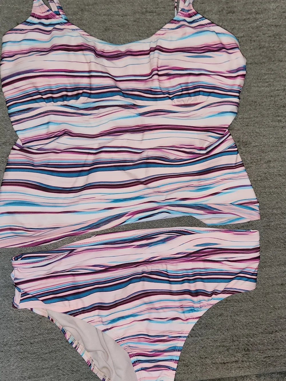 Mynah Women's Pink Striped 2-Piece Swimsuit Large